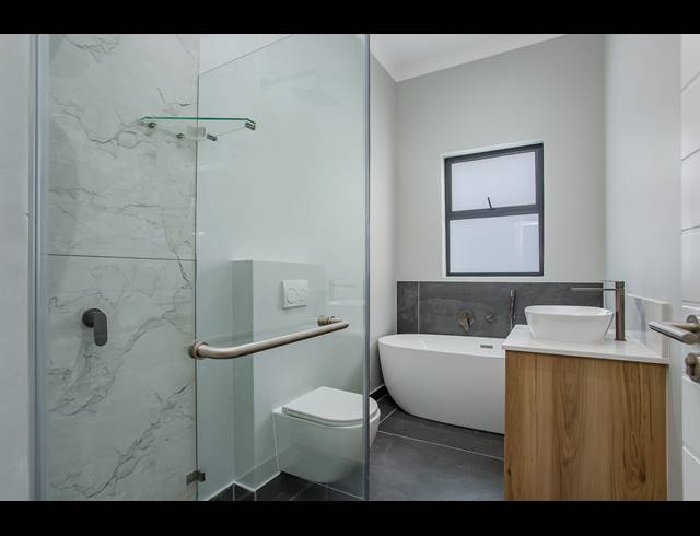 3 BEDROOM HOUSE FOR SALE IN PAARL VALLEIJ LIFESTYLE ESTATE